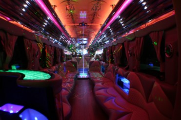 40Passenegrpartybus.jpg
